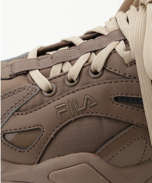 FILA(フィラ)の「別注モデル【emmi×FILA】INTERATION LIGHT(スニーカー・レディース・ブラウン・26cm/24cm/23cm/25cm)」の3枚目の写真