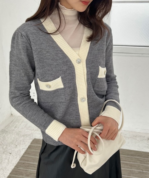 Lamoa(ラモア)の「Lamoa/Vネック バイカラー ニットカーディガン(カーディガン/ボレロ・レディース・ブラック/グレー/ホワイト・FREE)」の3枚目の写真