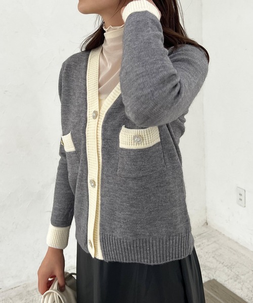 Lamoa(ラモア)の「Lamoa/Vネック バイカラー ニットカーディガン(カーディガン/ボレロ・レディース・ブラック/グレー/ホワイト・FREE)」の8枚目の写真