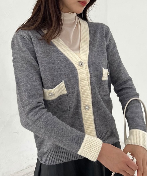 Lamoa(ラモア)の「Lamoa/Vネック バイカラー ニットカーディガン(カーディガン/ボレロ・レディース・ブラック/グレー/ホワイト・FREE)」の16枚目の写真