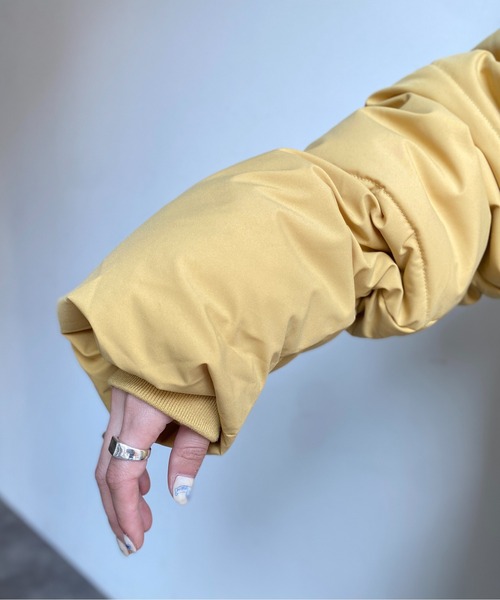 CPCM（シーピーシーエム）の「胸刺繍ボリューム中綿ブルゾン（ダウンジャケット/コート・レディース・ライトグレー/ブラック/マスタード・MEDIUM/LARGE）」の8枚目の写真