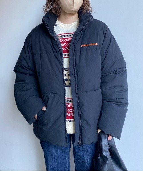 CPCM（シーピーシーエム）の「胸刺繍ボリューム中綿ブルゾン（ダウンジャケット/コート・レディース・ライトグレー/ブラック/マスタード・MEDIUM/LARGE）」の9枚目の写真