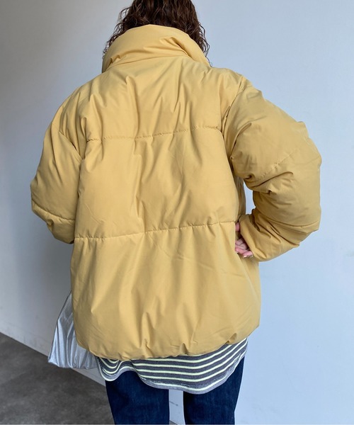 CPCM（シーピーシーエム）の「胸刺繍ボリューム中綿ブルゾン（ダウンジャケット/コート・レディース・ライトグレー/ブラック/マスタード・MEDIUM/LARGE）」の5枚目の写真