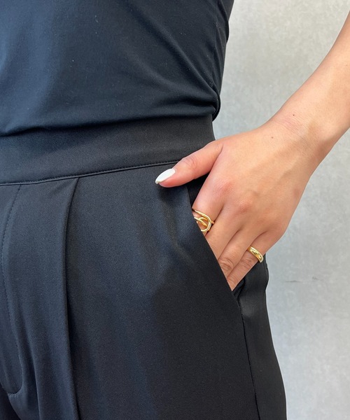 prose verse（プロズヴェール）の「【バックウエストゴム仕様】ハイウエストスリットペンシルパンツ（スラックス・レディース・ブラック・MEDIUM/LARGE/SMALL）」の17枚目の写真