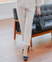 Tiaclasse（ティアクラッセ）の「テーパードパンツ（スラックス）」