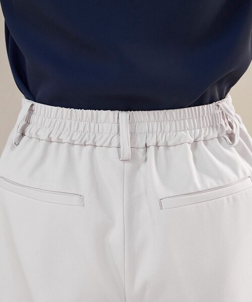 Tiaclasse（ティアクラッセ）の「テーパードパンツ（スラックス・レディース・ネイビー/ブラック/グレイッシュベージュ・XL/XXL）」の14枚目の写真