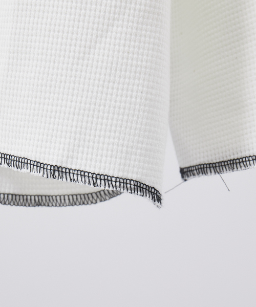 UNIVERSAL OVERALL（ユニバーサルオーバーオール）の「【UNIVERSAL OVERALL / ユニバーサル オーバーオール】ルーズフィット サーマル パックTシャツ（Tシャツ/カットソー・メンズ・ホワイト/ブラック/ホワイト系その他/ブラック系その他/ホワイト系その他2/ブラック系その他2・M/L/XL）」の14枚目の写真