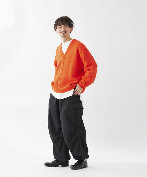 ARMY TWILL（アーミーツイル）の「【ARMY TWILL / アーミーツイル】別注 ナイロン カーゴパンツ（カーゴパンツ・メンズ・ブラック/カーキ/ホワイト・LARGE/MEDIUM）」の8枚目の写真