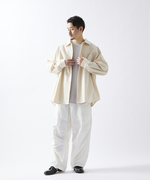 ARMY TWILL（アーミーツイル）の「【ARMY TWILL / アーミーツイル】別注 ナイロン カーゴパンツ（カーゴパンツ・メンズ・ブラック/カーキ/ホワイト・LARGE/MEDIUM）」の12枚目の写真