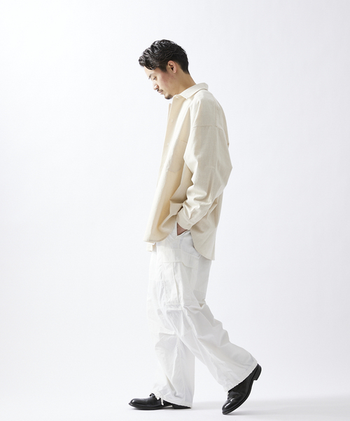 ARMY TWILL（アーミーツイル）の「【ARMY TWILL / アーミーツイル】別注 ナイロン カーゴパンツ（カーゴパンツ・メンズ・ブラック/カーキ/ホワイト・LARGE/MEDIUM）」の13枚目の写真