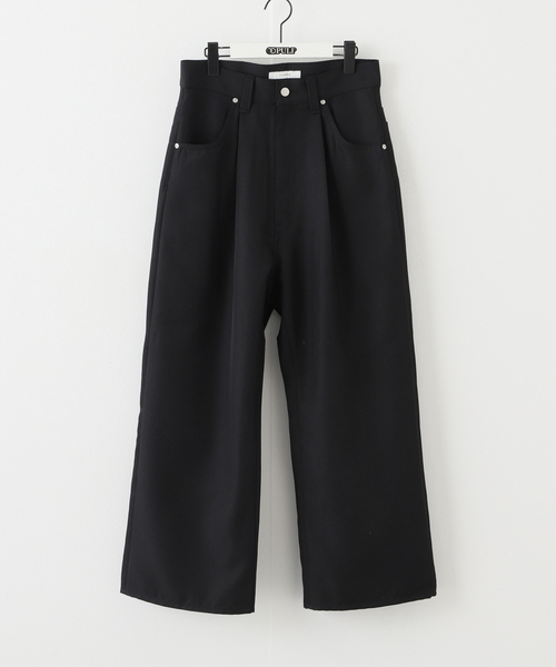 Jieda（ジエダ）の「【JIEDA / ジエダ】WIDE ONE TUCK STRAIGHT PANTS（スラックス・メンズ・ブラック/ホワイト系その他・1/2）」の2枚目の写真