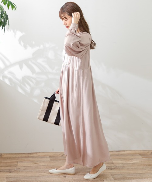 URBAN RESEARCH Sonny Label(アーバンリサーチサニーレーベル)の「エンブロイダリーヨークワンピース(ワンピース・レディース・ブラック/グレー/ブルー・FREE)」の9枚目の写真