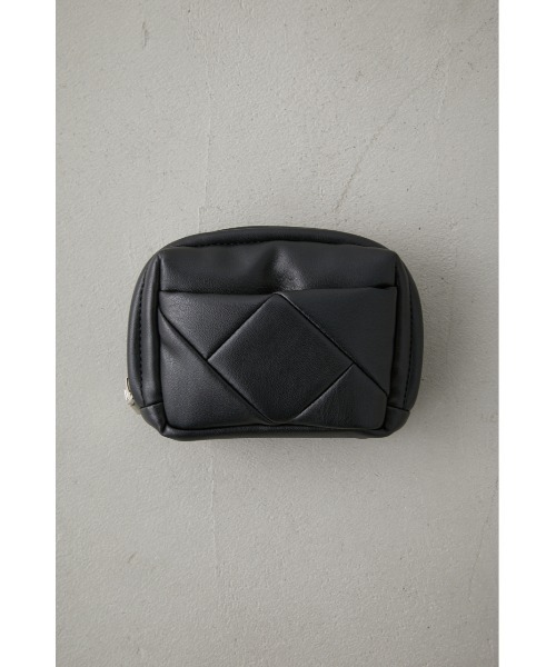 AZUL by moussy(アズールバイマウジー)の「QUILTING MINI SQUARE POUCH/キルティングミニスクエアポーチ(ポーチ・レディース・ライトブルー/ブラック/イエロー/オレンジ/アイボリー・FREE)」の3枚目の写真