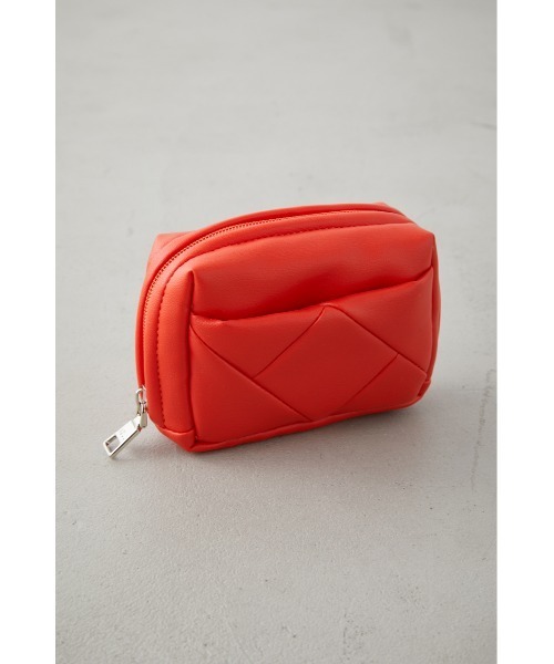 AZUL by moussy(アズールバイマウジー)の「QUILTING MINI SQUARE POUCH/キルティングミニスクエアポーチ(ポーチ・レディース・ライトブルー/ブラック/イエロー/オレンジ/アイボリー・FREE)」の11枚目の写真