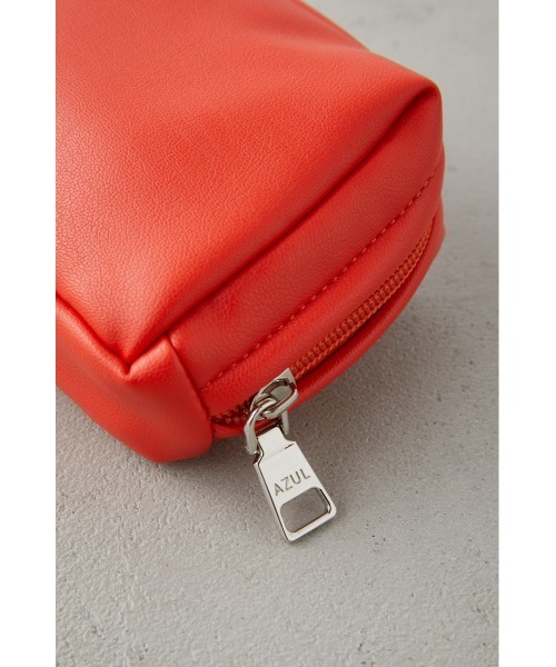 AZUL by moussy(アズールバイマウジー)の「QUILTING MINI SQUARE POUCH/キルティングミニスクエアポーチ(ポーチ・レディース・ライトブルー/ブラック/イエロー/オレンジ/アイボリー・FREE)」の14枚目の写真