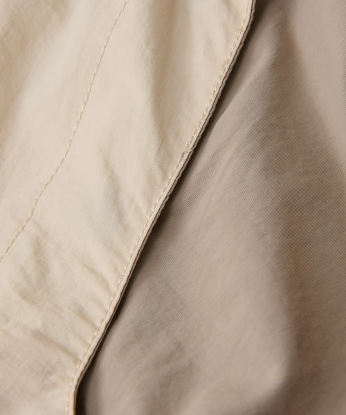 un dix cors(アンディコール)の「バイカラーマルチウェイマウンテンパーカー(マウンテンパーカー・レディース・ベージュ/グレイッシュベージュ・FREE)」の3枚目の写真