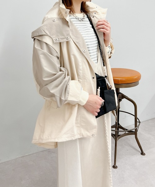 un dix cors(アンディコール)の「バイカラーマルチウェイマウンテンパーカー(マウンテンパーカー・レディース・ベージュ/グレイッシュベージュ・FREE)」の13枚目の写真