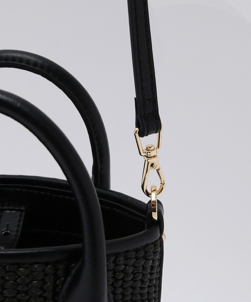 ROPE'（ロペ）の「【雑誌掲載】ラフィアライクシートミニバッグ（ハンドバッグ・レディース・ブラック/ベージュ・FREE）」の14枚目の写真