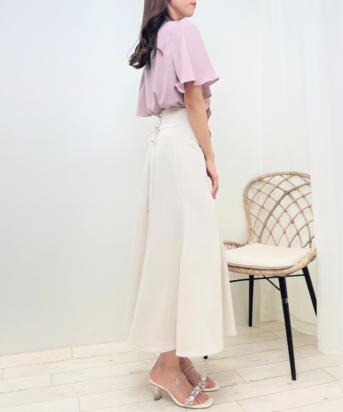 INGNI(イング)の「パールピン付トロミ5分袖ブラウス(シャツ/ブラウス・レディース・ブルー/ピンク/ホワイト×ブラック/オフホワイト・M)」の17枚目の写真