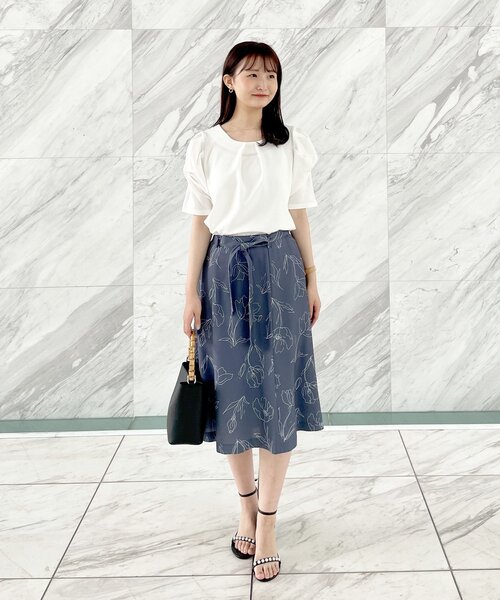 index(インデックス)の「◆ツイストスリーブカットソー【洗濯機洗い可】(Tシャツ/カットソー・レディース・ライトブルー/ホワイト系/ライトグレー/ネイビー・36/38/40/42)」の7枚目の写真