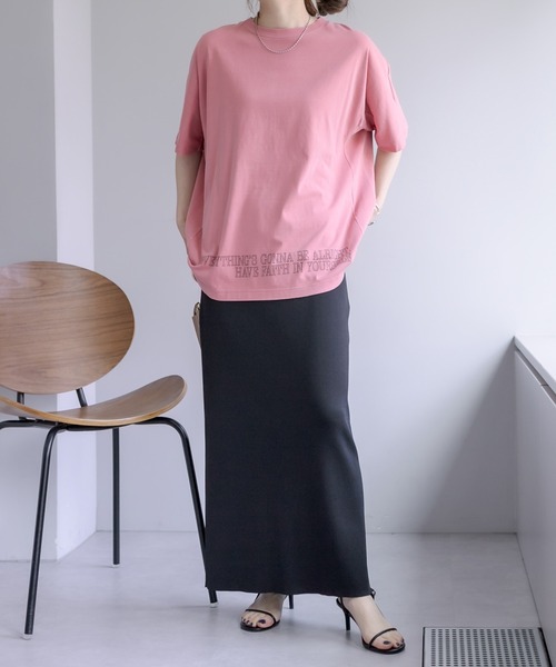 PUAL CE CIN(ピュアルセシン)の「ピグメントロゴプリントTシャツ(Tシャツ/カットソー・レディース・チャコールグレー/アイボリー/ピンク/ベージュ・FREE)」の6枚目の写真