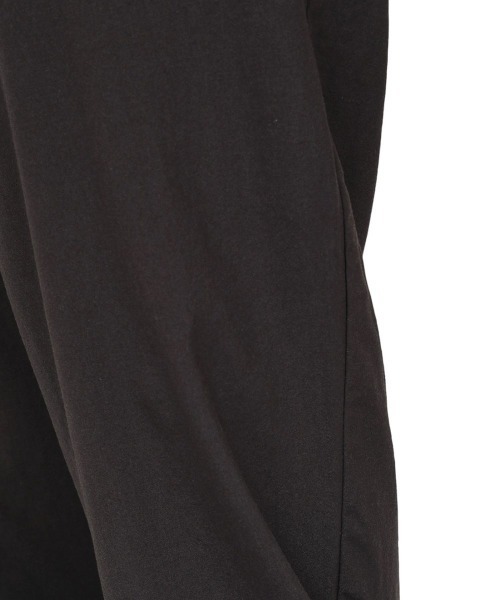 marka（マーカ）の「marka / マーカ：EASY WIDE PANTS - 2/90 SUPER120'S WOOL WASHER TROPICAL -：M23B-01PT01C[COR]（その他パンツ・メンズ・ダークブラウン・2/1）」の12枚目の写真