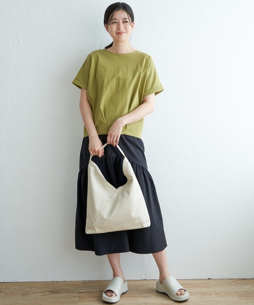 ikka(イッカ)の「冷感ドルマンタックプルオーバー(Tシャツ/カットソー・レディース・ブラック/ライトグリーン/ブルー系その他/ベージュ/ホワイト・L/S/M)」の12枚目の写真