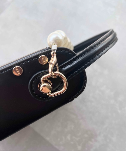 PICCIN(ピッチン)の「スタッズ付きスクエアバッグ(ハンドバッグ・レディース・ブラック・FREE)」の6枚目の写真