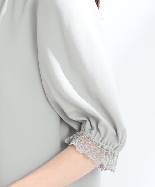 couture brooch（クチュールブローチ）の「◆【前後2WAY/女性らしさを引き立てる】エンブロレースブラウス（シャツ/ブラウス・レディース・ブラック/アイボリー/グリーン系・38/42/34/40）」の13枚目の写真