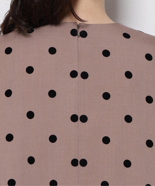 Re.Verofonna（ヴェロフォンナ）の「オーガンジー切替ドットワンピース