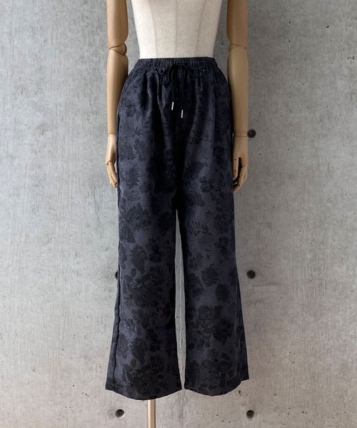 エンジニアードガーメンツ 花柄黒コーデュロイパンツ エンジニアードガーメンツ 花柄黒コーデュロイパンツ エンジニアード