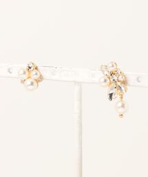 form forma（フォルムフォルマ）の「【ピアス】キラキラビジュー×パール /左右デザイン違い/結婚式/パーティー/お呼ばれ/クルージング/演奏会（ピアス（両耳用））」