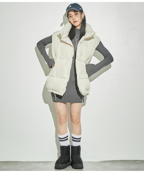 ANAP（アナップ）の「フェイクダウンオーバーベスト（ダウンベスト・レディース・ブラック/アイボリー/ライトブルー・FREE）」の8枚目の写真