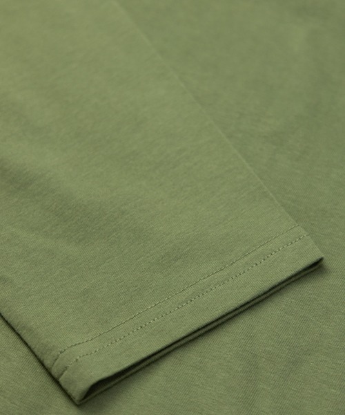 NYLAUS（ナイラス）の「ピーチスキン加工 ポケット付き ロングスリーブTシャツ（Tシャツ/カットソー・メンズ・ネイビー/ホワイト/ベージュ/ブラック/カーキ・M/LL/L）」の8枚目の写真