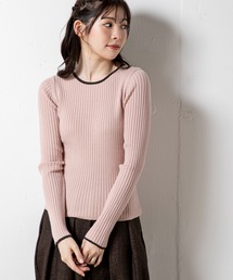 【ReBasic】ありそうでなかった配色デザインがワンポイントになったバイカラーリブ編みニット