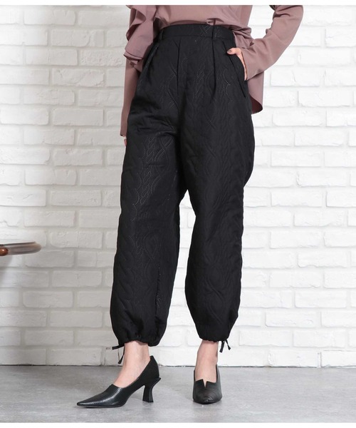 Settimissimo（セッティミッシモ）の「マットクロス ケーブルキルト アラジンパンツ（その他パンツ・レディース・オフホワイト/ブラック・M）」の12枚目の写真