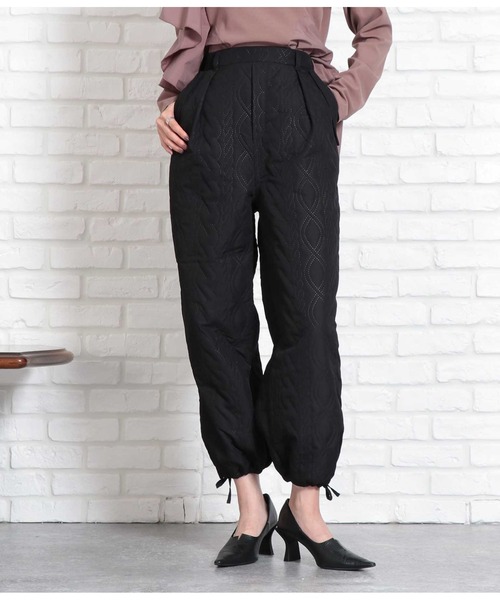 Settimissimo（セッティミッシモ）の「マットクロス ケーブルキルト アラジンパンツ（その他パンツ・レディース・オフホワイト/ブラック・M）」の11枚目の写真