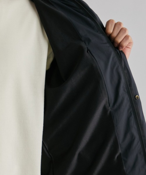 UNITED TOKYO（ユナイテッドトウキョウ）の「【WEB限定】撥水スタンドパデットジャケット｜保温 / 撥水 / 軽量（ダウンジャケット/コート・メンズ・ダークグレー/ダークブラウン/ブラック・1/2/3）」の18枚目の写真