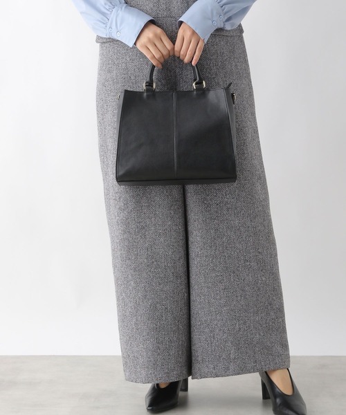 LEPSIM（レプシィム）の「フェイクレザーセンターステッチバッグ　990316（ショルダーバッグ・レディース・アイボリー/ブラック・ONE SIZE）」の20枚目の写真