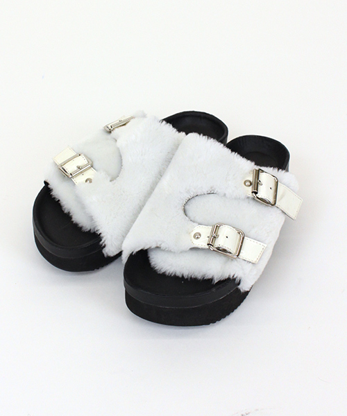 Omekashi（オメカシ）の「【Omekashi】ファーサンダル（サンダル・レディース・オフホワイト/ブラック/ベージュ・38/36/37）」の6枚目の写真