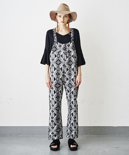 Omekashi（オメカシ）の「【Omekashi】ファーサンダル（サンダル・レディース・オフホワイト/ブラック/ベージュ・38/36/37）」の9枚目の写真