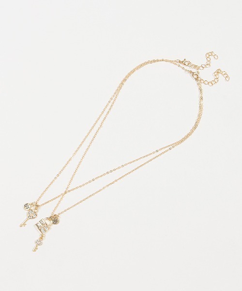 LOVETOXIC（ラブトキシック）の「【ＷＥＢ・一部店舗限定】【２本セット】キー＆ロックモチーフネックレス（ネックレス・キッズ・ゴールド・FREE）」の2枚目の写真