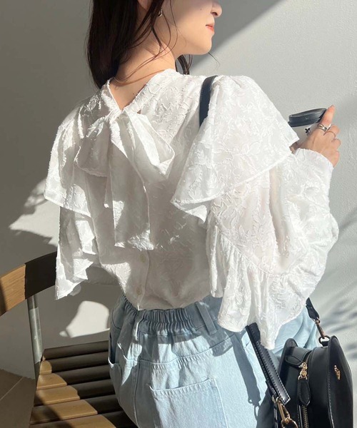 one after another NICE CLAUP（ワンアフターアナザーナイスクラップ）の「【WEB限定】前後2WAYボウタイブラウス（シャツ/ブラウス・レディース・ホワイト系その他/アイボリー/ブラック系その他/サックスブルー・FREE）」の3枚目の写真