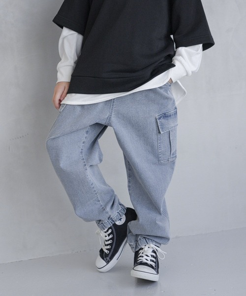 GLOBAL WORK（グローバルワーク）の「スゴラクデニムカーゴパンツ/990894（デニムパンツ・キッズ・ライトブルー・120cm/130cm/140cm/150cm/160cm/170cm）」の2枚目の写真