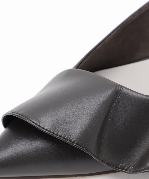 LE TALON(ルタロン)の「3.5cmポインテッドラッフルパンプス(パンプス・レディース・イエロー/チャコールグレー/アイボリー・22.5cm/24.5cm/24cm/22cm/23cm/23.5cm/25cm)」の11枚目の写真