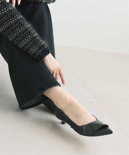 LE TALON(ルタロン)の「3.5cmポインテッドラッフルパンプス(パンプス・レディース・イエロー/チャコールグレー/アイボリー・22.5cm/24.5cm/24cm/22cm/23cm/23.5cm/25cm)」の20枚目の写真