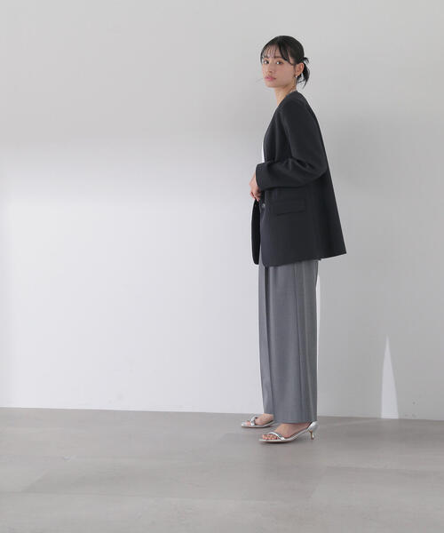 NATURAL BEAUTY BASIC（ナチュラルビューティーベーシック）の「◇ノーカラーボクシージャケット（ノーカラージャケット・レディース・ブラック/ベージュ・FREE）」の5枚目の写真