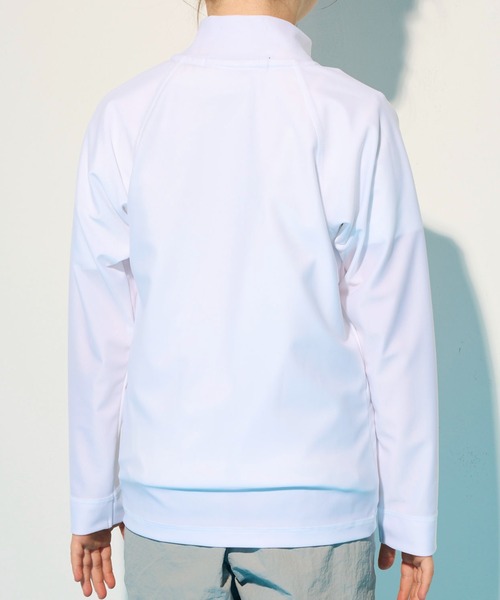 RUSTY（ラスティ）の「【RUSTY/ラスティー】キッズラッシュガード  ジップアップ UVウェア 日焼け対策 水着 スクール水着 スマイル柄（ラッシュガード・キッズ・ブラック/ホワイト/ネイビー・130/140/150/160/170）」の20枚目の写真