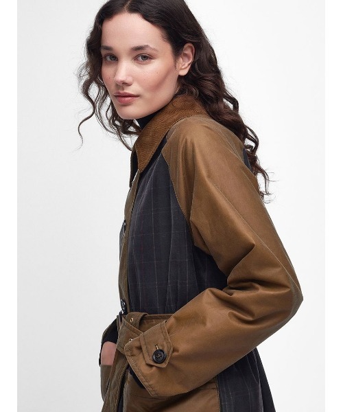Barbour(バブアー)の「Everley ワックス コットン シングル トレンチコート(トレンチコート・レディース・ベージュ/グリーン・10/8)」の3枚目の写真