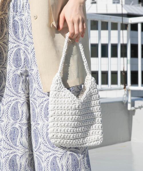 SMELLY（スメリー）の「クロシェミニトート（ハンドバッグ・レディース・ベージュ/アイボリー・-）」の3枚目の写真